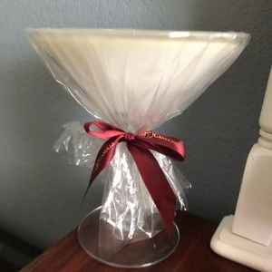 Huge vanilla scented Circle E Candle